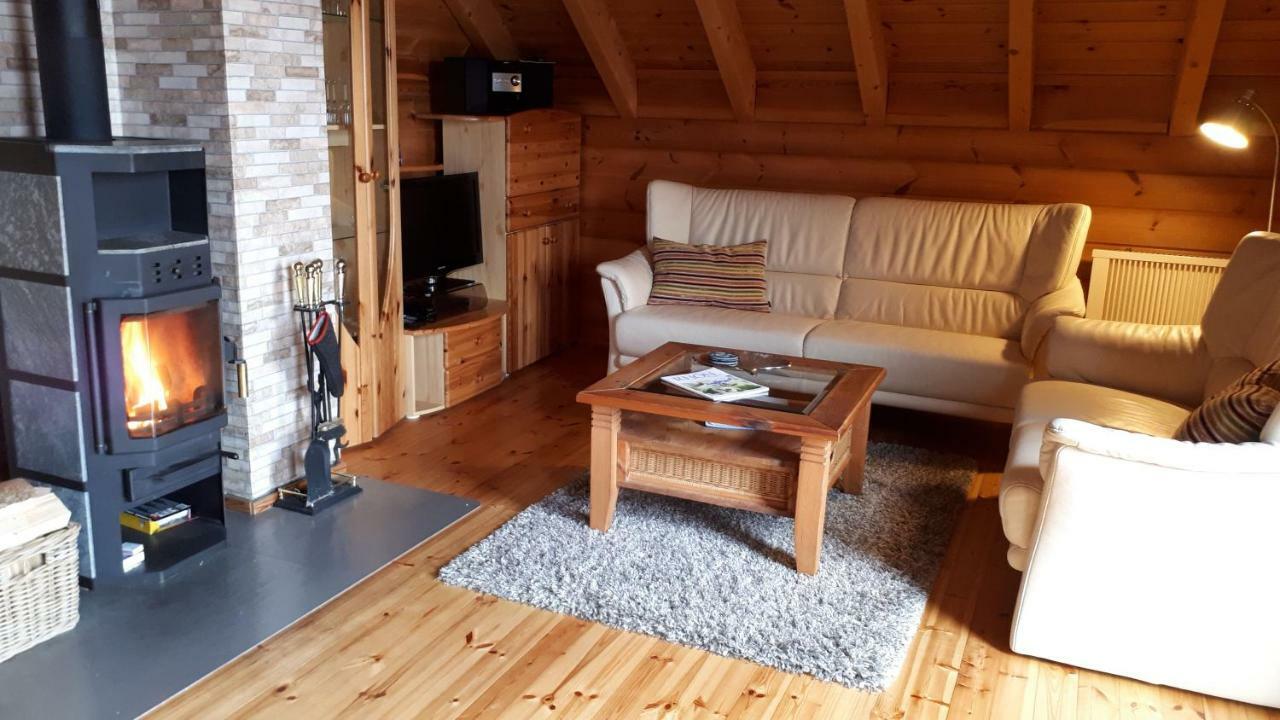 Ferienhaus Berg.Erleben Hilders エクステリア 写真