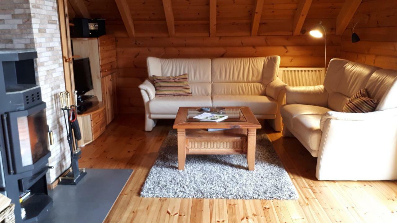 Ferienhaus Berg.Erleben Hilders エクステリア 写真